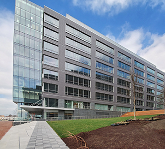 Wills Wharf 718 R 333x300px